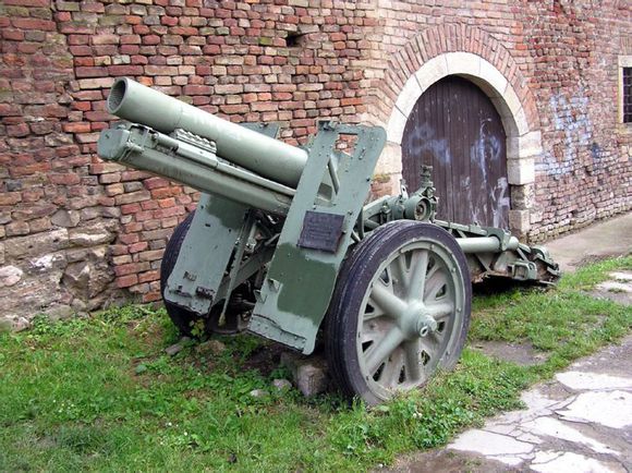 sIG33榴彈炮