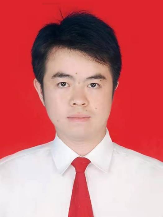 吳鼎(廣西壯族自治區柳州市三江侗族自治縣斗江鎮黨委副書記、人民政府鎮長) 吳鼎(廣西壯族自治區柳州市三江侗族自治縣斗江鎮黨委副書記、人民政府鎮長)