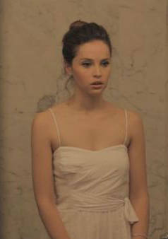 愛瘋了(美國2011年德雷克·多雷穆斯執導電影) 愛瘋了(美國2011年德雷克·多雷穆斯執導電影)