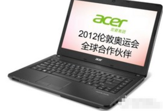 Acer TMP243-M-32372G50Makk Acer TMP243-M-32372G50Makk