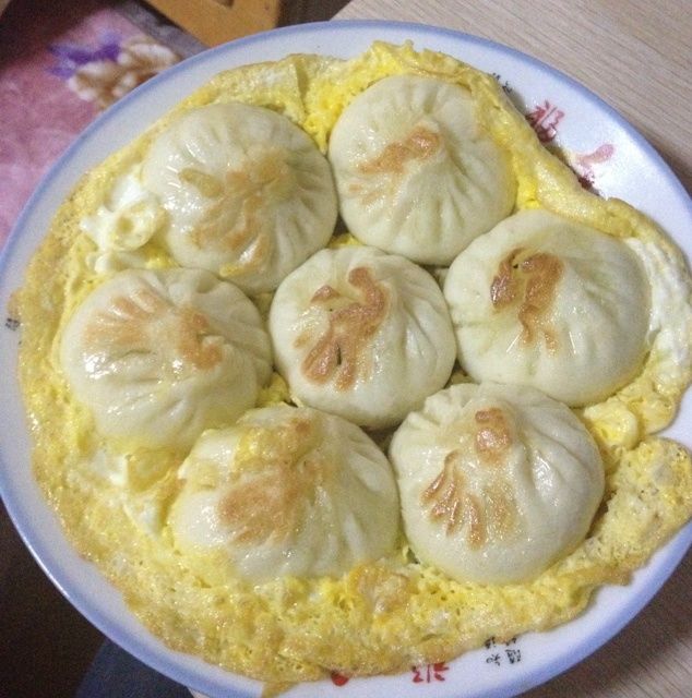 蛋煎包子