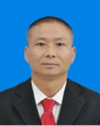 向勇(巴東縣教育局黨組成員、副局長) 向勇(巴東縣教育局黨組成員、副局長)