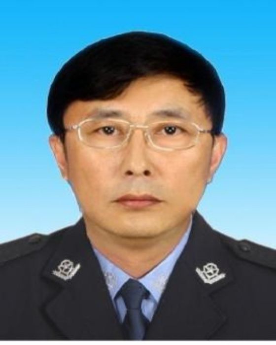 洪海(赤峰市森林公安局局長) 洪海(赤峰市森林公安局局長)