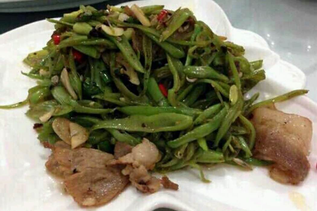 肉丁炒扁豆