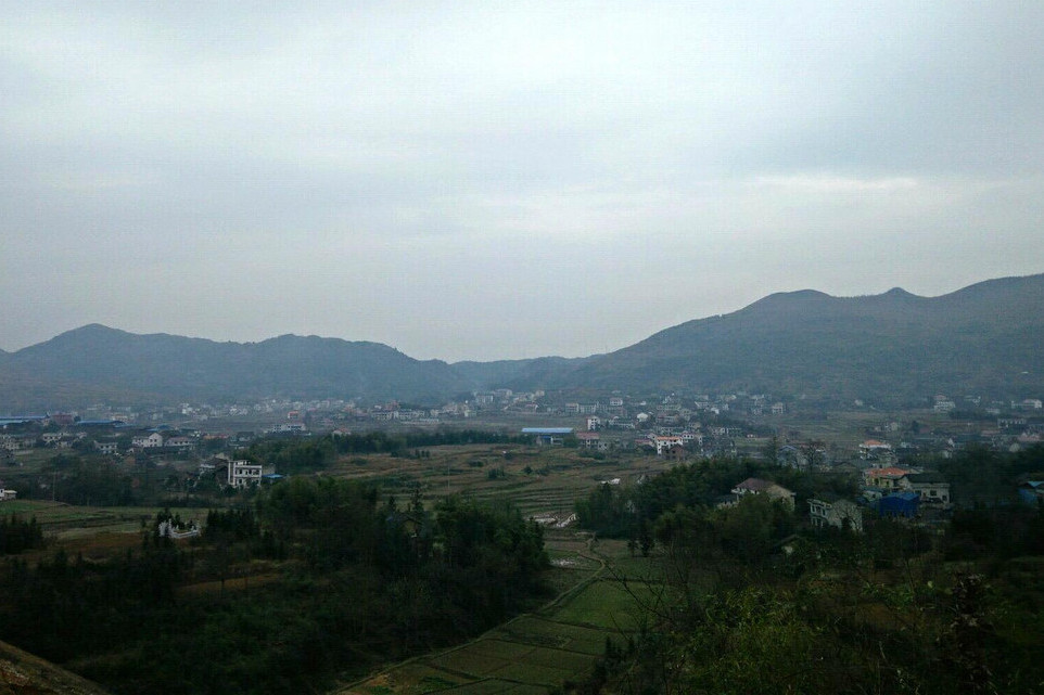 新村村(廣東省惠州市博羅縣石壩鎮轄村) 新村村(廣東省惠州市博羅縣石壩鎮轄村)