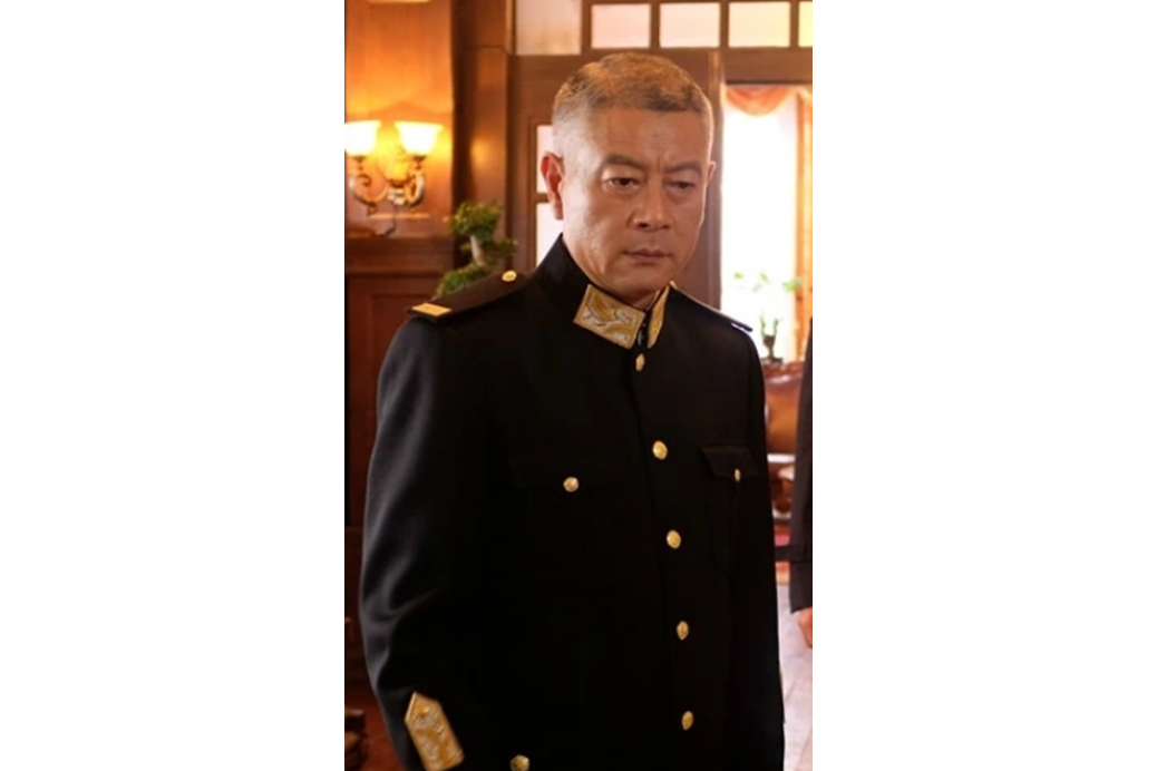 莫採石(偵探劇《曇花夢》中的角色) 莫採石(偵探劇《曇花夢》中的角色)