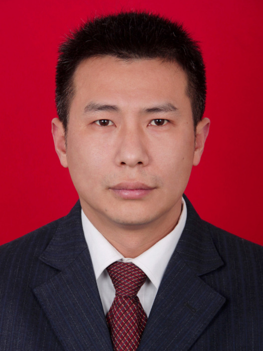 陳俊潔(重慶市銅梁區虎峰鎮黨委副書記、鎮長) 陳俊潔(重慶市銅梁區虎峰鎮黨委副書記、鎮長)