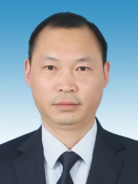 周志偉(山東省濟南市章丘區退役軍人事務局黨組成員、副局長) 周志偉(山東省濟南市章丘區退役軍人事務局黨組成員、副局長)