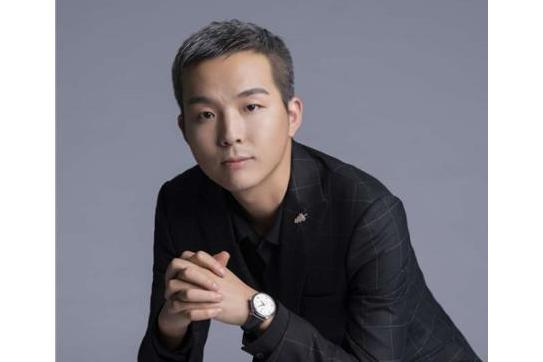 田紹輝(香港北大醫院投資集團原策劃總監) 田紹輝(香港北大醫院投資集團原策劃總監)