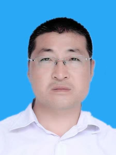 朱鵬飛(安徽省淮北市杜集區農業農村水利局黨組成員、副局長) 朱鵬飛(安徽省淮北市杜集區農業農村水利局黨組成員、副局長)