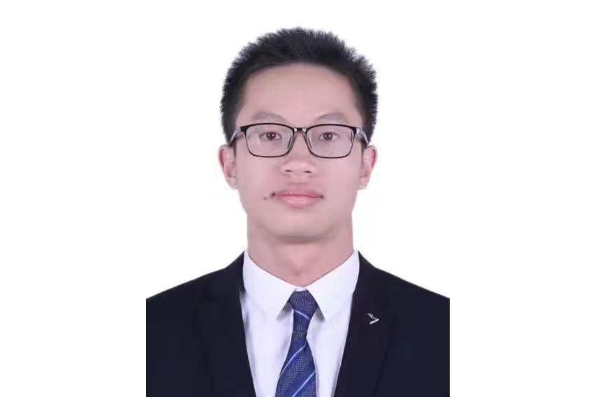 周鑫(西北工業大學物理科學與技術學院碩士研究生) 周鑫(西北工業大學物理科學與技術學院碩士研究生)