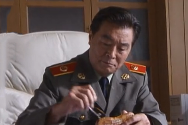 龔育新 龔育新