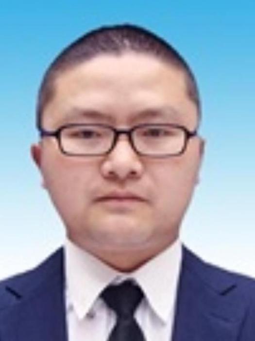 張鈺(四川省綿陽市平武縣交通運輸局黨組成員、副局長) 張鈺(四川省綿陽市平武縣交通運輸局黨組成員、副局長)
