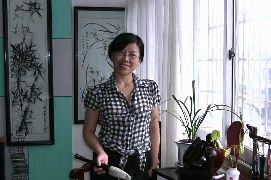 王建玉(中國工筆畫學會會員) 王建玉(中國工筆畫學會會員)