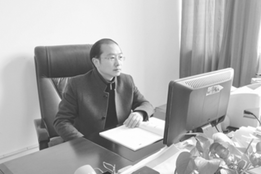 顏勇(四川農業大學法學院副院長) 顏勇(四川農業大學法學院副院長)