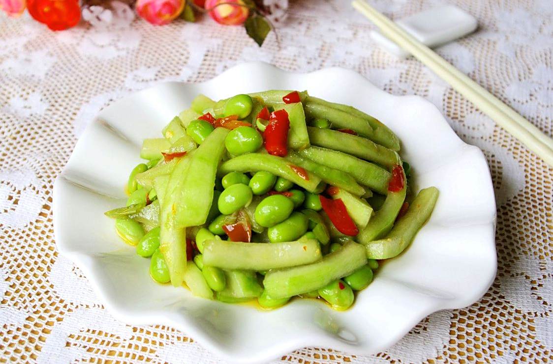 剁椒炒毛豆 剁椒炒毛豆