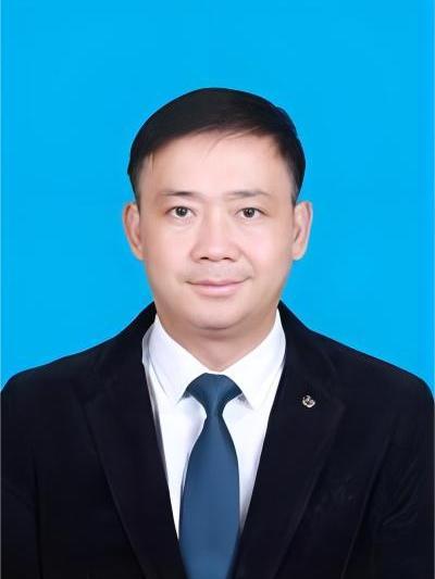 胡華平(廣西壯族自治區交通運輸廳黨組成員、副廳長) 胡華平(廣西壯族自治區交通運輸廳黨組成員、副廳長)