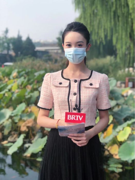 于越(北京廣播電視台主持人) 于越(北京廣播電視台主持人)