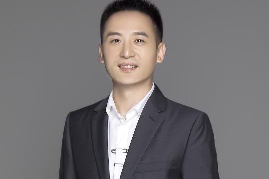 杜正清(湖南草花互動科技股份公司總經理) 杜正清(湖南草花互動科技股份公司總經理)