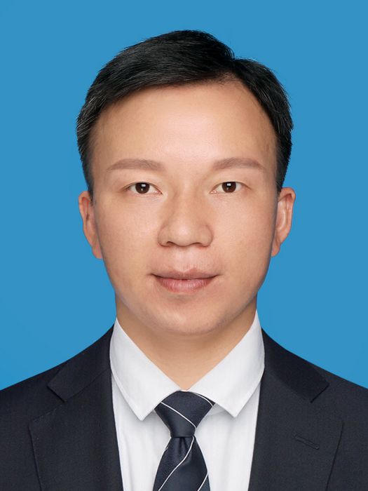 譚偉明(益陽職業技術學院黨委委員、組織人事處處長) 譚偉明(益陽職業技術學院黨委委員、組織人事處處長)
