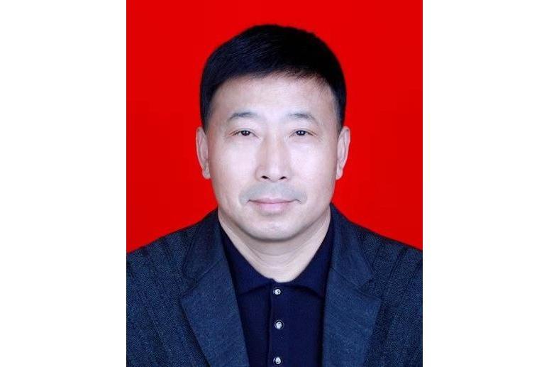 高永峰(榆林職業技術學院醫學院院長) 高永峰(榆林職業技術學院醫學院院長)