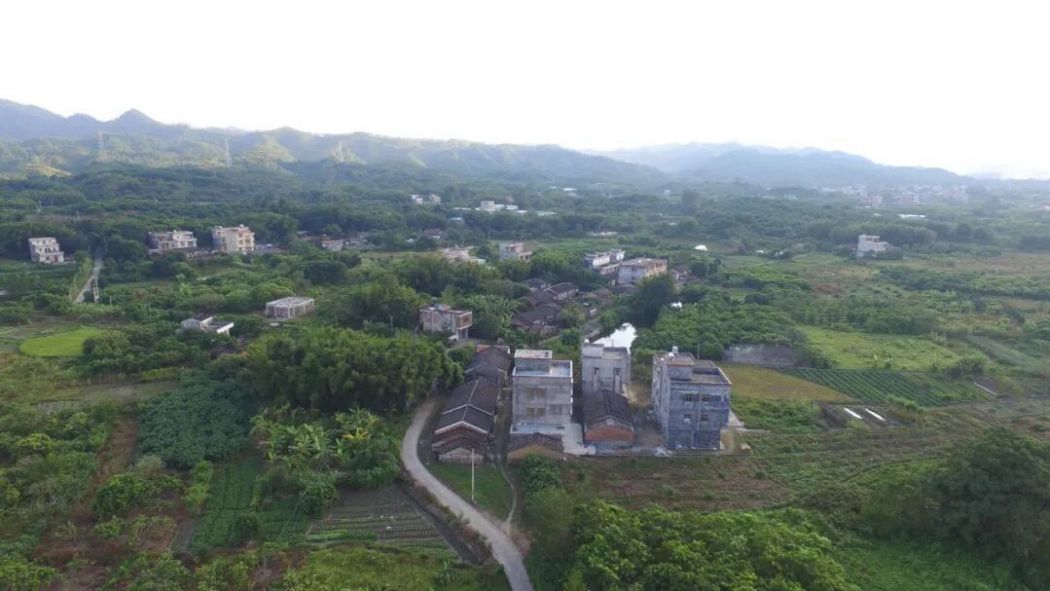 北寨村(廣東省陽江市陽春市春城街道下轄村) 北寨村(廣東省陽江市陽春市春城街道下轄村)