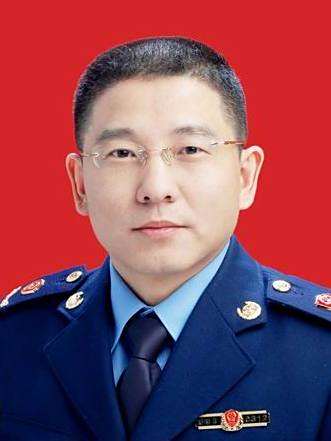 文翔(湖南省衡陽市石鼓區市場監督管理局黨組成員、副局長) 文翔(湖南省衡陽市石鼓區市場監督管理局黨組成員、副局長)