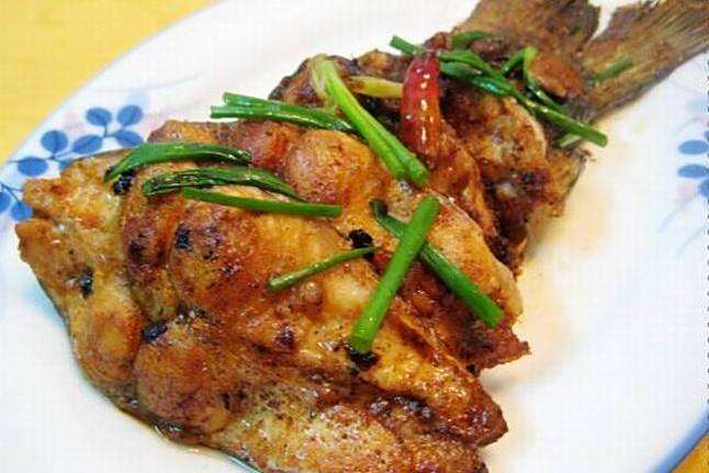 煎草魚塊 煎草魚塊