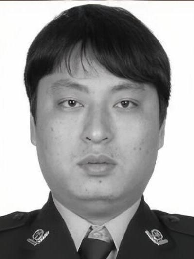 胡鋼(攸縣公安局寧家坪派出所原民警) 胡鋼(攸縣公安局寧家坪派出所原民警)