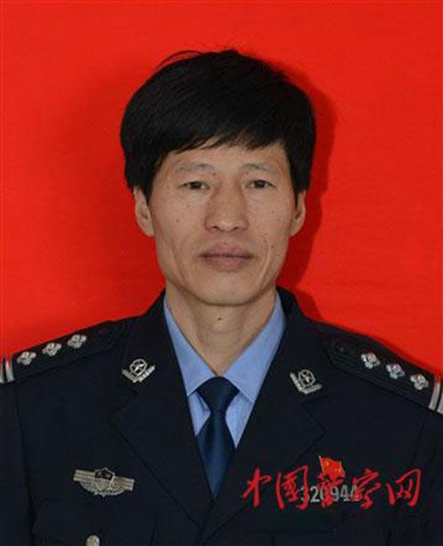 張忠山(天津市濱海新區公安局塘沽分局警察) 張忠山(天津市濱海新區公安局塘沽分局警察)