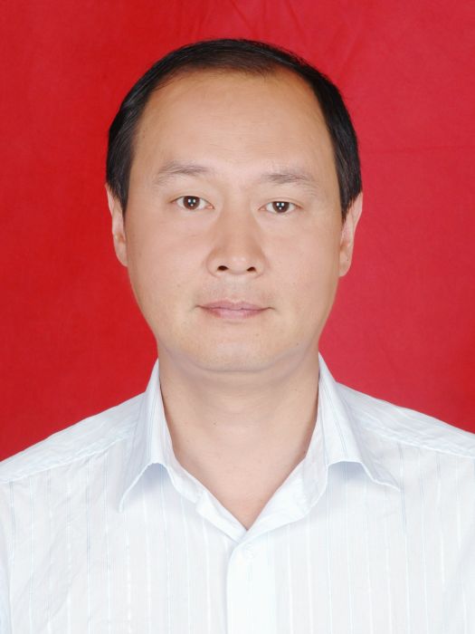 劉子俊(黃石市生態環境局黨組成員) 劉子俊(黃石市生態環境局黨組成員)