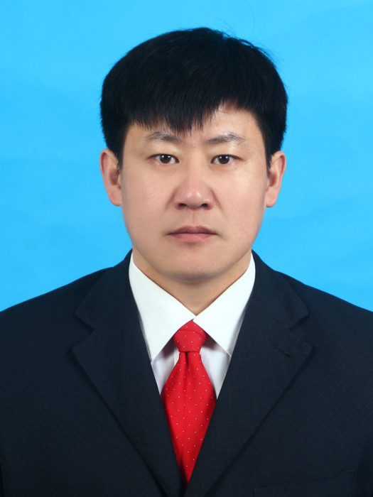 蘇立軍(新疆維吾爾自治區塔城地區和布克賽爾縣委常委、縣人民政府常務副縣長) 蘇立軍(新疆維吾爾自治區塔城地區和布克賽爾縣委常委、縣人民政府常務副縣長)
