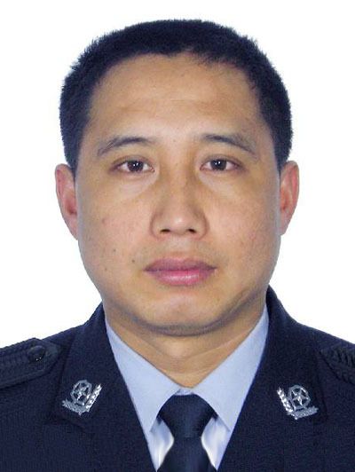 陳文光(湖南省邵陽市城步苗族自治縣公安局黨委委員、政工室主任) 陳文光(湖南省邵陽市城步苗族自治縣公安局黨委委員、政工室主任)