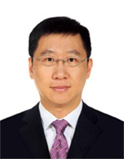 鄭偉(北京大學經濟學院風險管理與保險學系主任)