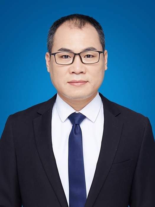 華慶(重慶市渝中區大溪溝街道黨工委組織委員、人大工委副主任) 華慶(重慶市渝中區大溪溝街道黨工委組織委員、人大工委副主任)