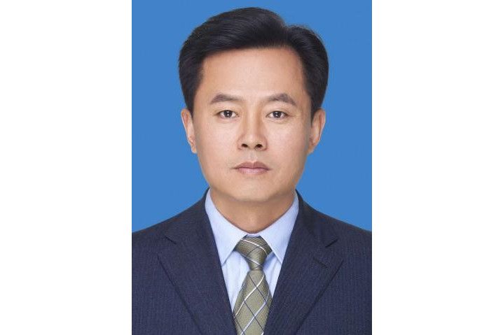 任衛東(中國男律師,法律顧問) 任衛東(中國男律師,法律顧問)