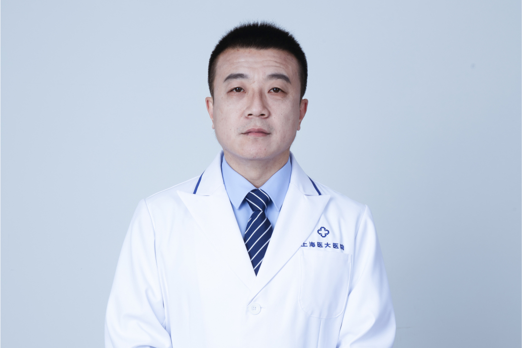 楊平(上海醫大醫院放射科醫生) 楊平(上海醫大醫院放射科醫生)