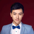 李澤鵬(中國內地男主持人、作家) 李澤鵬(中國內地男主持人、作家)