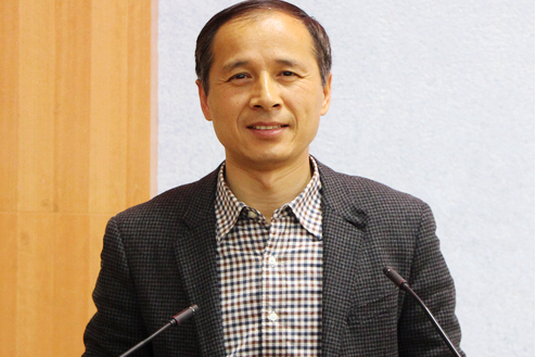 張家元(中國科學院寧波材料技術與工程研究所黨委書記、副所長) 張家元(中國科學院寧波材料技術與工程研究所黨委書記、副所長)
