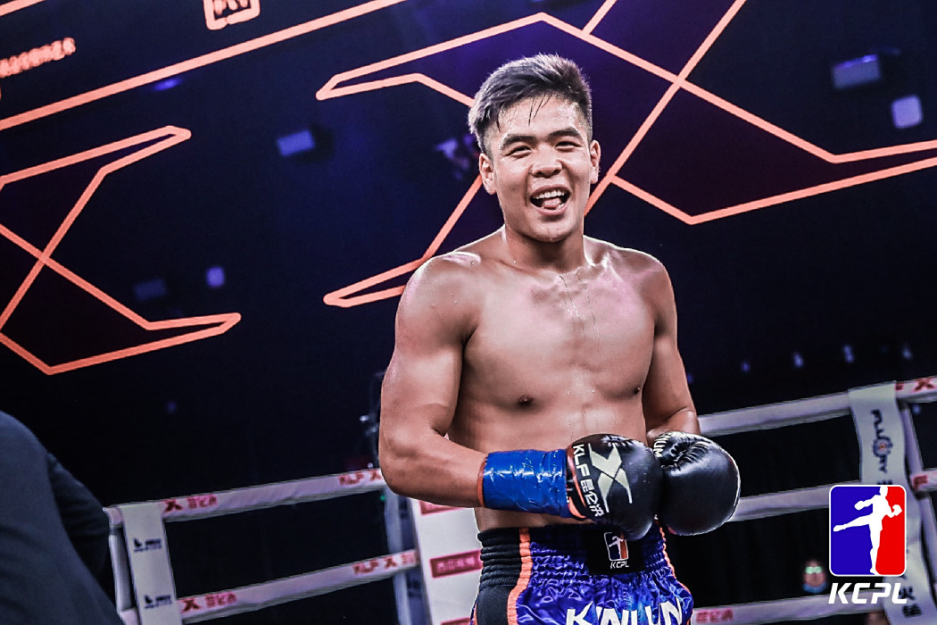 莫永輝(自由搏擊運動員、泰拳運動員) 莫永輝(自由搏擊運動員、泰拳運動員)