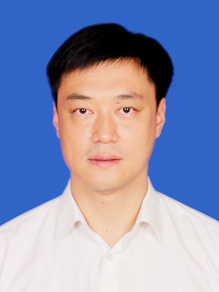 王賽(蘇陝對口幫扶工作隊駐子洲聯絡小組組長) 王賽(蘇陝對口幫扶工作隊駐子洲聯絡小組組長)