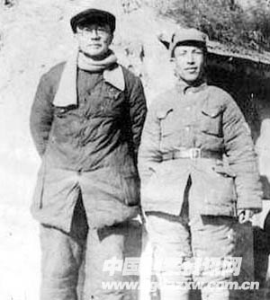 林伯渠(左)和陝甘邊區副主席劉景范在一起