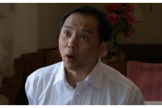 袁震(家庭劇《兒女情更長》中的角色) 袁震(家庭劇《兒女情更長》中的角色)