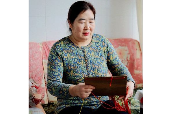 張洪霞(中國結藝非物質文化遺產傳承人) 張洪霞(中國結藝非物質文化遺產傳承人)