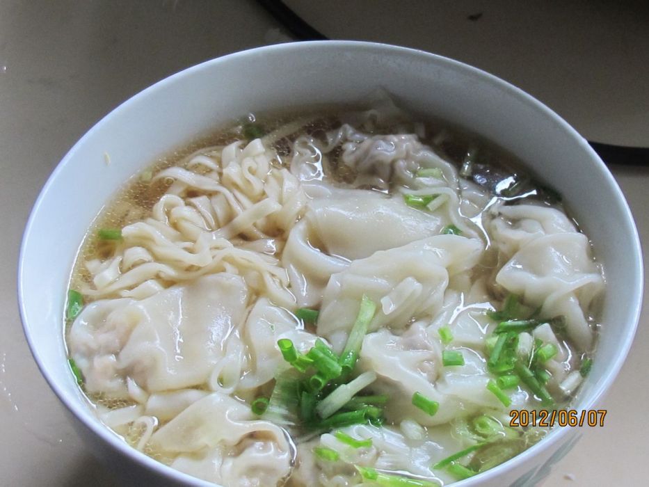 香菇餛飩麵 香菇餛飩麵