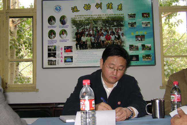 路皓(河北省文在線上關黨委原書記) 路皓(河北省文在線上關黨委原書記)