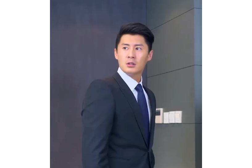 譚加一 譚加一