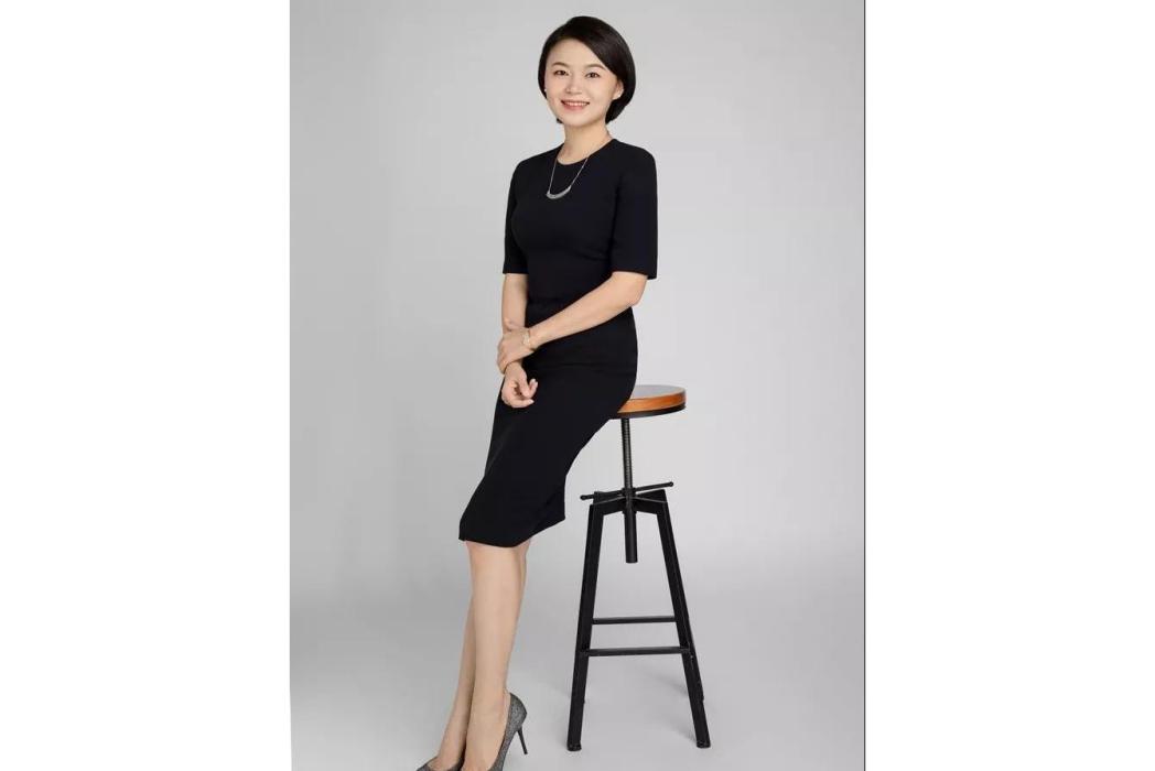 余麗娟(融信中國執行董事) 余麗娟(融信中國執行董事)