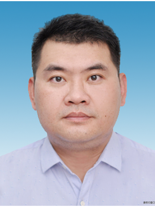 潘思源(廣西壯族自治區防城港市港口區紀委常委) 潘思源(廣西壯族自治區防城港市港口區紀委常委)