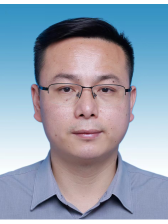 楊劍(江西省九江市濂溪區人民法院黨組書記、院長) 楊劍(江西省九江市濂溪區人民法院黨組書記、院長)